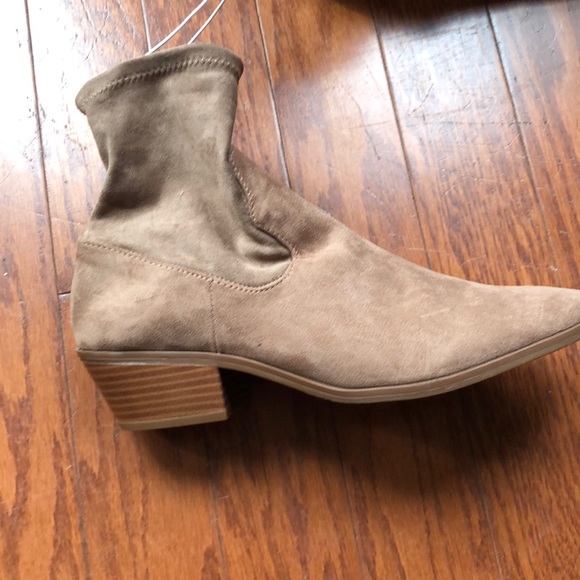 BRAND NEW size 11 Microsuede Western Sock Booties - Picture 4 of 7